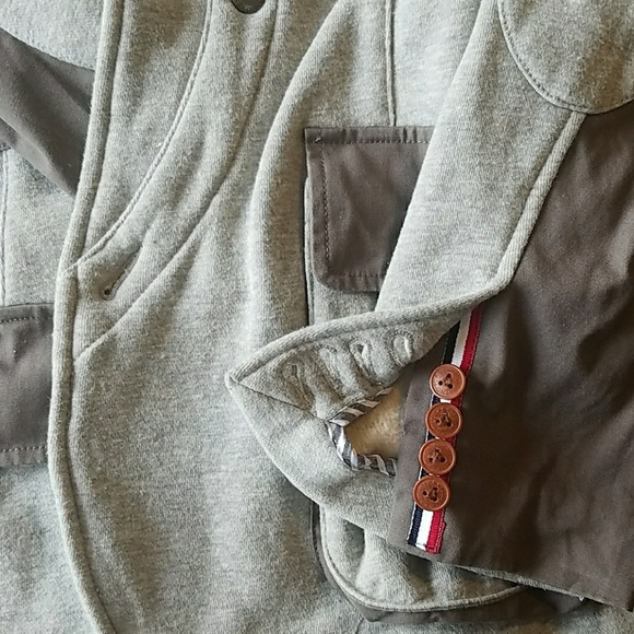 Under 2 flags jacket with lambskin yoke accent. - Picture 6 of 6